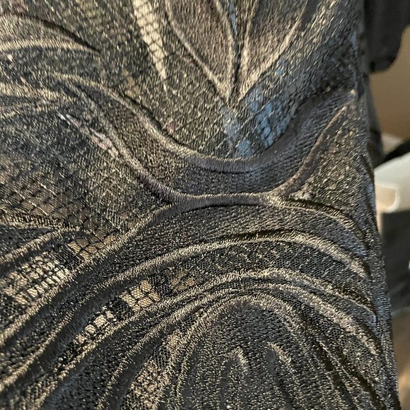 Luxury Black Drama Party Top - Picture 3 of 3